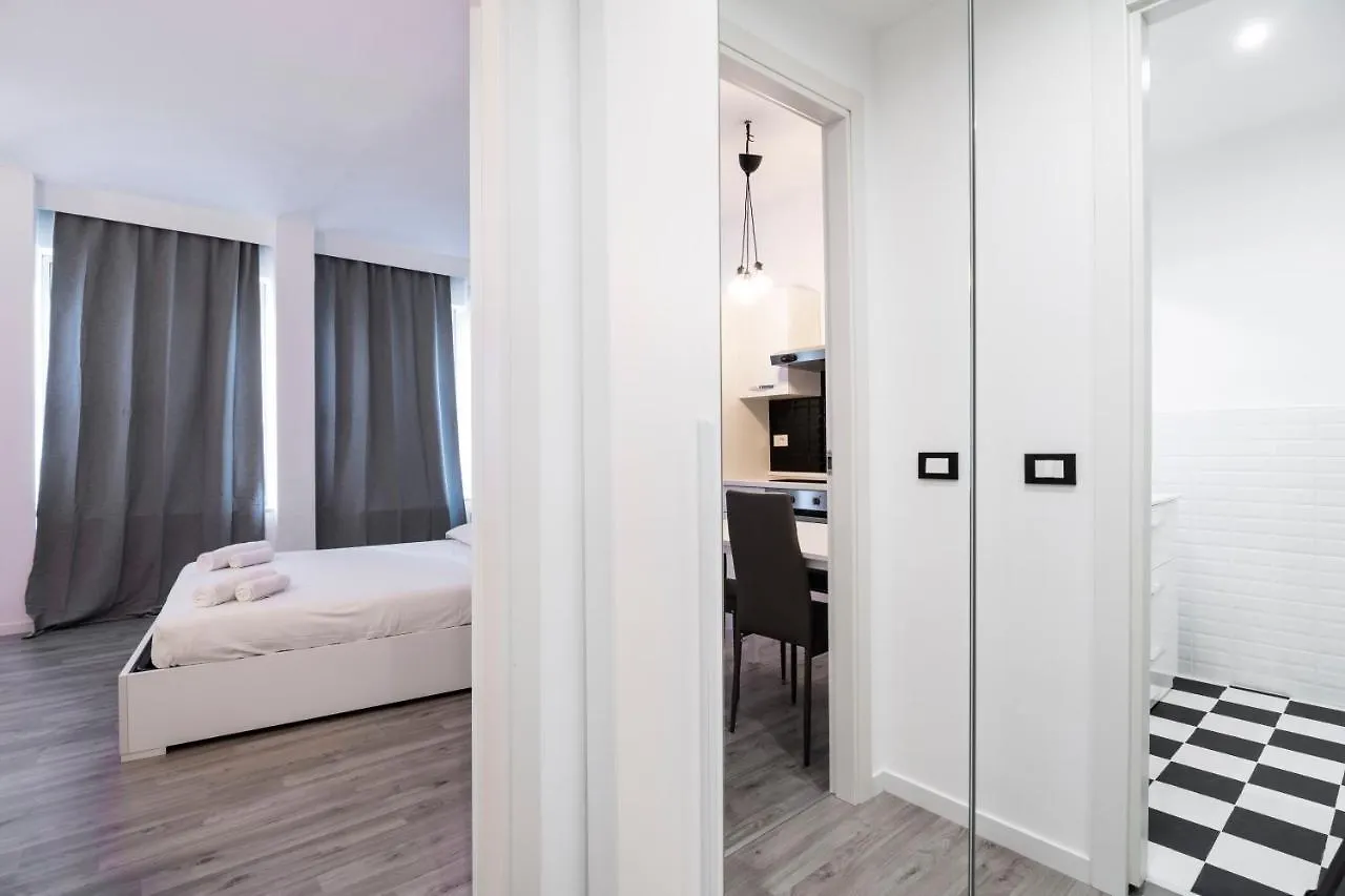 Central Station Studio By Flatscollection Apartamento Milão